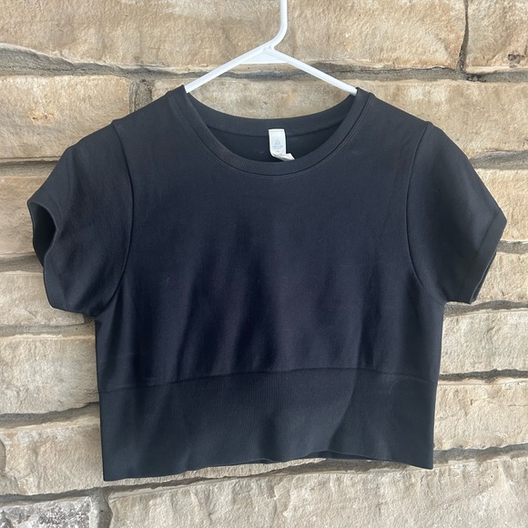 aerie Tops - Aerie Black Women's Crop Top